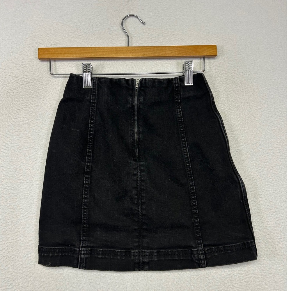 Grunge Wild Fable Womens 00 Black Denim Mini Skirt Zip Back Stretch Casual Goth - Picture 2 of 8